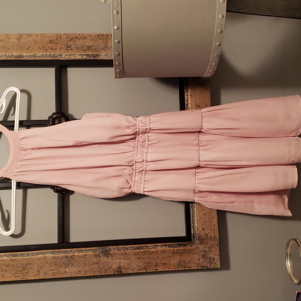 pale pink sleeves dress